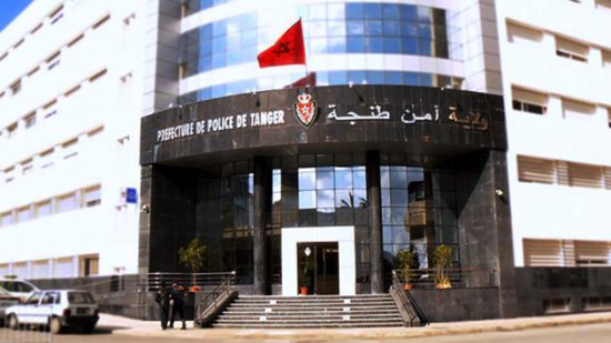 طنجة.. توقيف شخص للاشتباه في تورطه في التزوير في وثائق ومحررات رسمية تستخدم في طلبات الحصول على التأشيرة