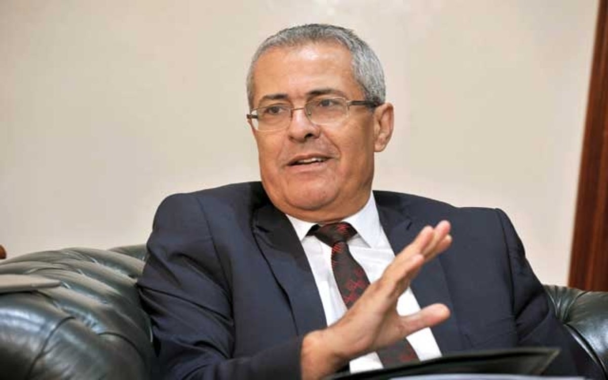 الحكومة تؤجل البث في مشروع قانون 22.20