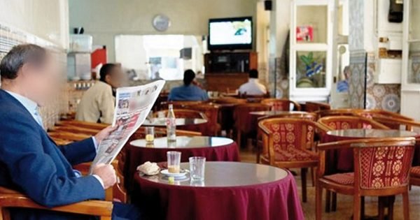 كوفيد-19.. عدم احترام البروتوكول الصحي يتسبب في إغلاق العديد من المقاهي والمطاعم الشهيرة بالبيضاء