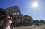 إيطاليا تستعد لفرض قيود جديدة بعد ارتفاع عدد حالات الإصابة بفيروس كورونا