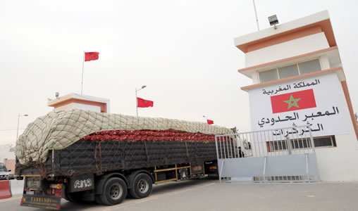 الوضع في الكركرات هادئ وطبيعي، وحركة المرور ما بين المغرب وموريتانيا طبيعية وغير مضطربة كما يروج لذلك لقطاء البوليساريو وحاضنتهم الجزائر