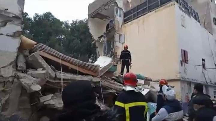 انهيار ثلاثة منازل وفقدان أربعة أشخاص بالدار البيضاء