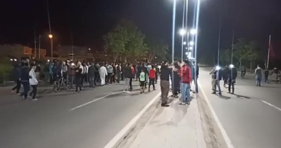 فاس.. توقيف 11 شخصا خرقوا قرار حظر التنقل الليلي وأدوا صلاة التراويح بالشارع العام