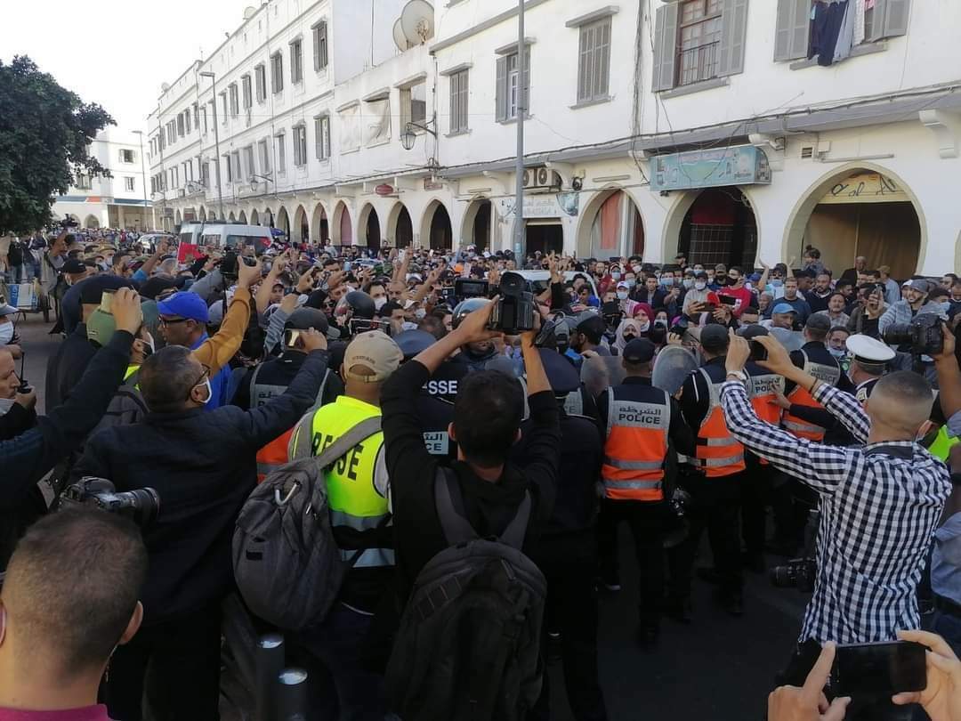 مسيرات حاشدة في العديد من مدن المملكة للتنديد ب
