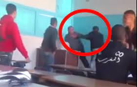 تلميذ يعتدي على أستاذ داخل القسم ومديرية التعليم تخرج ببلاغ توضيحي!