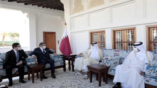 أمير دولة قطر يستقبل رئيس الحكومة عزيز أخنوش