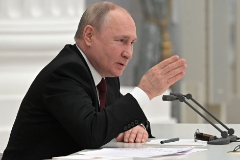 فلاديمير بوتين يعلن اعتراف روسيا رسمياً بجمهوريتي دونيتسك ولوغانسك