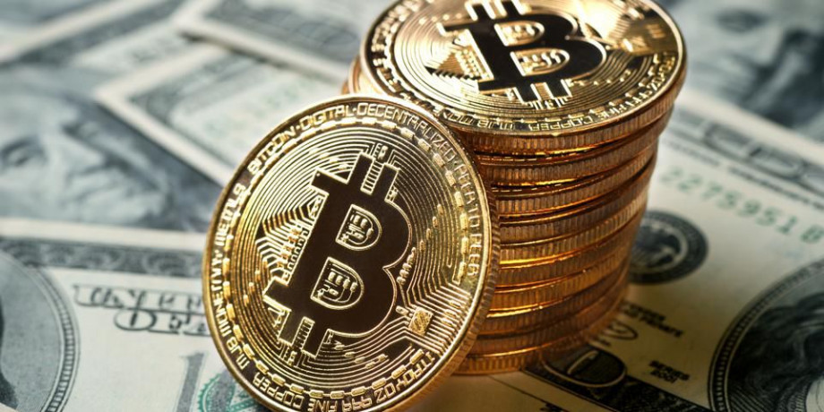 للمرة الأولى على الإطلاق.. سعر بيتكوين يتجاوز 97 ألف دولار