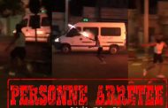أمن المحمدية يتفاعل مع مقطع فيديو يظهر فيه شخص يحوز شهبا نارية مشتعلة يرشق بها سيارة للقوات العمومية في محاولة لتعريض طاقمها للإيذاء العمدي