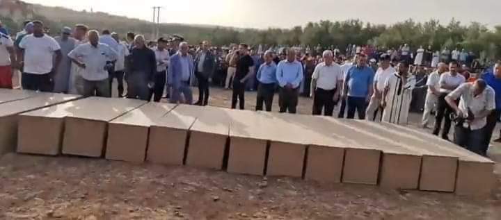 تشييع جثامين حادثة انقلاب سيارة للنقل المزدوج بدمنات