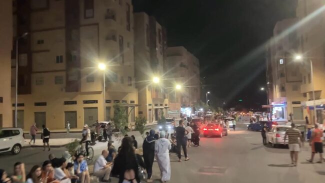 عاجل: هزة أرضية قوية تخرج ساكنة مجموعة من المدن المغربية من منازلهم