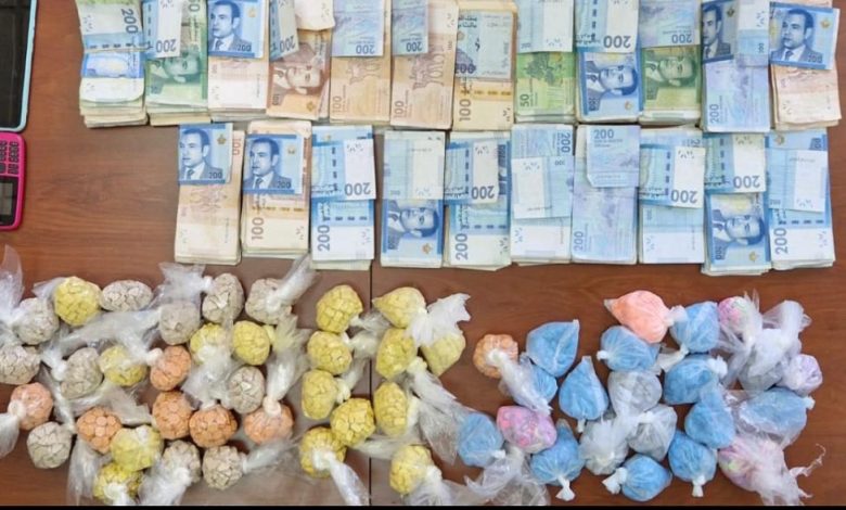 الشرطة القضائية بولاية أمن طنجة توقف ثلاثة أشقاء يَنشطُون في ترويج 