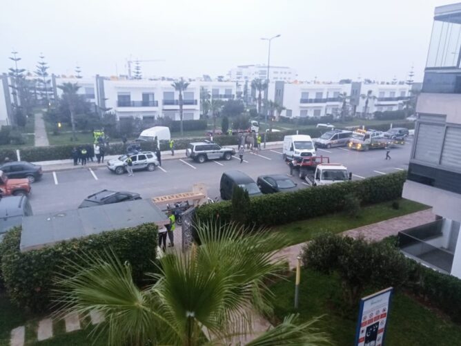 كومندو من الدرك الملكي يجهض محاولة تهريب دولي لكمية مهمة من المخدرات عبر مياه شاطئ سيدي رحال (صور)