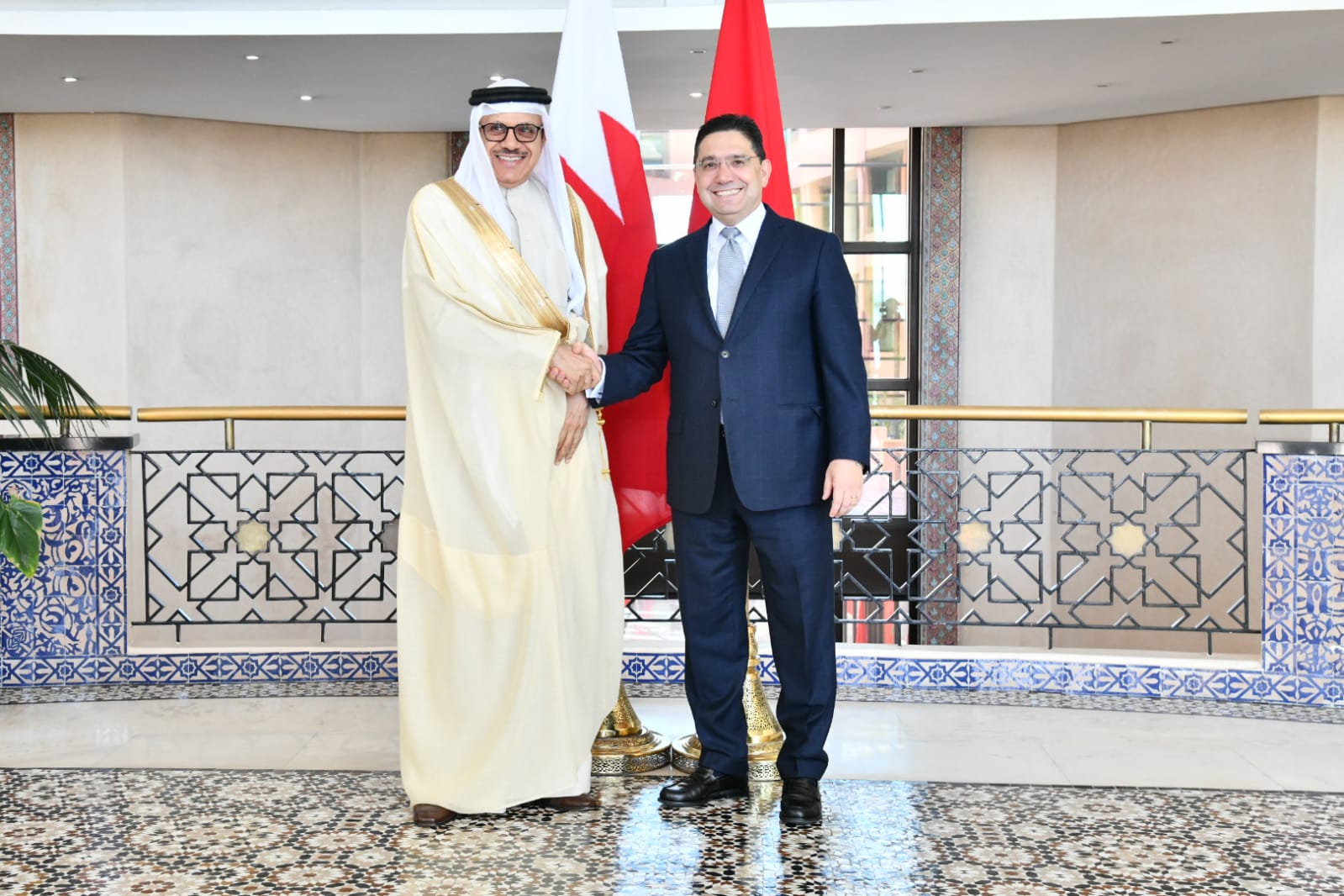 ناصر بوريطة يستقبل وزير خارجية البحرين