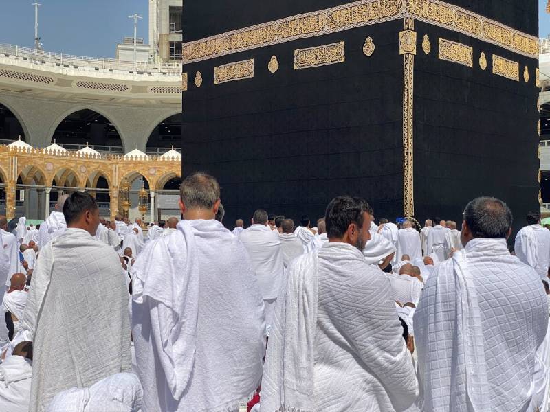 وفاة خمسة حجاج مغاربة بسبب الأمراض المزمنة والإجهاد الحراري