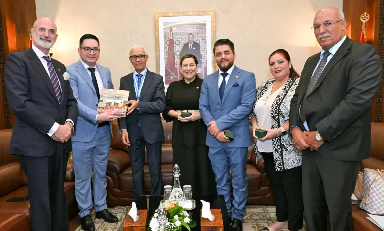 الطالبي العلمي يتباحث مع وفد الجمعية التشريعية للسلفادور
