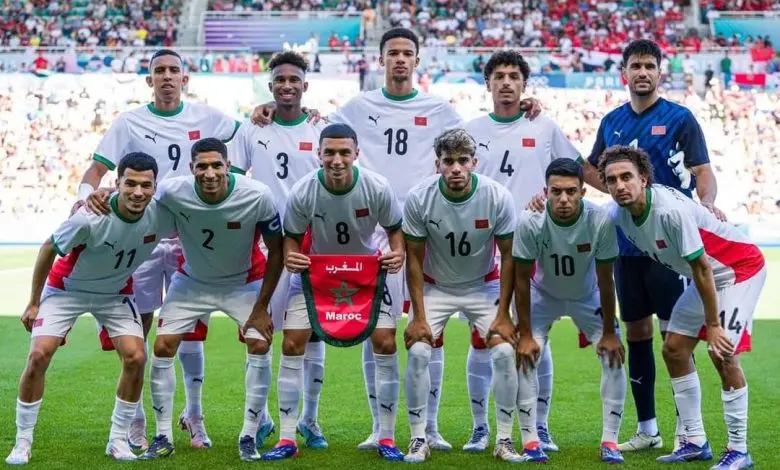 الملك محمد السادس يهنئ المنتخب الوطني الأولمبي لكرة القدم بعد فوزه بالميدالية النحاسية في أولمبياد باريس 2024