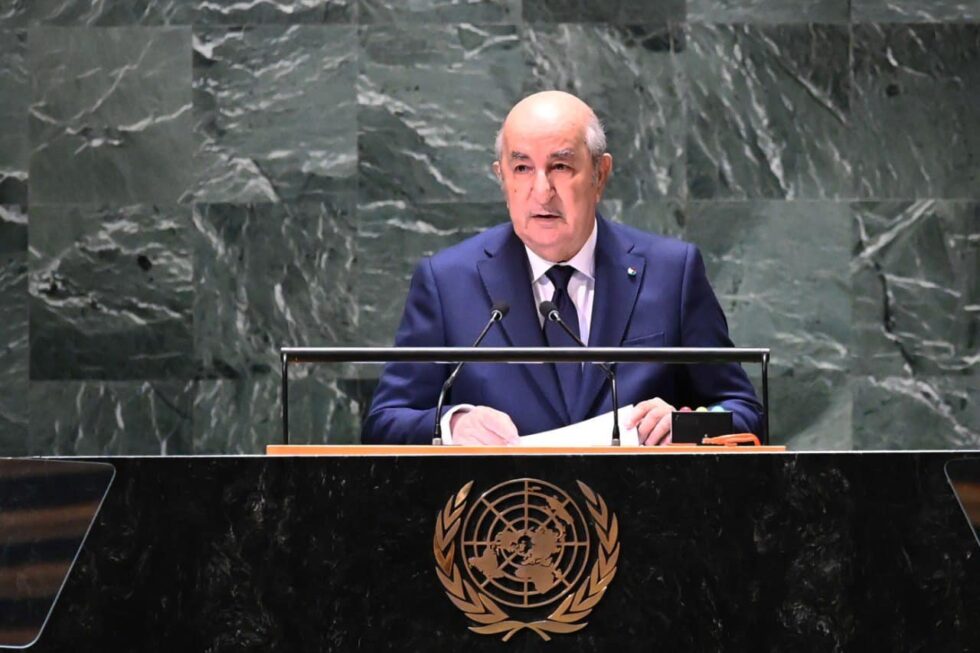 وعد بإعادة هيكلة مجلس الأمن الدولي في حال فوزه بولاية رئاسية جديدة.. الرئيس الجزائري عبد المجيد تبون طار ليه الفَرَيِّخ