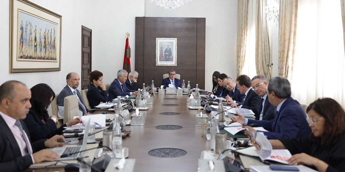 رئيس الحكومة يترأس اجتماعا لهيئة التشاور حول السياسة المساهماتية للدولة