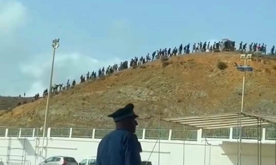 السلطات المغربية توقف 164 جزائريا في محاولات للهجرة الجماعية اتجاه مدينة سبتة المحتلة