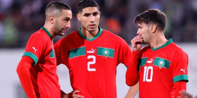 الركراكي يوضح أسباب غياب زياش ودياز عن قائمة المنتخب
