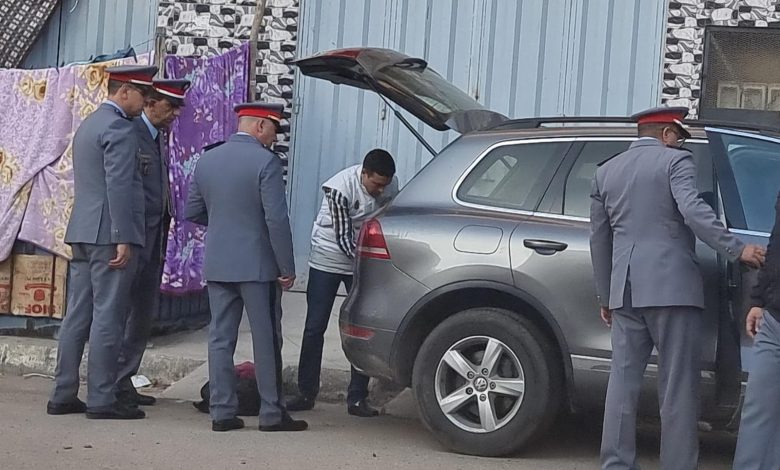 خطير.. توقيف صينيين بعين حرودة وحجز معدات متطورة خاصة بتزوير و تعديل شرائح الهاتف النقال
