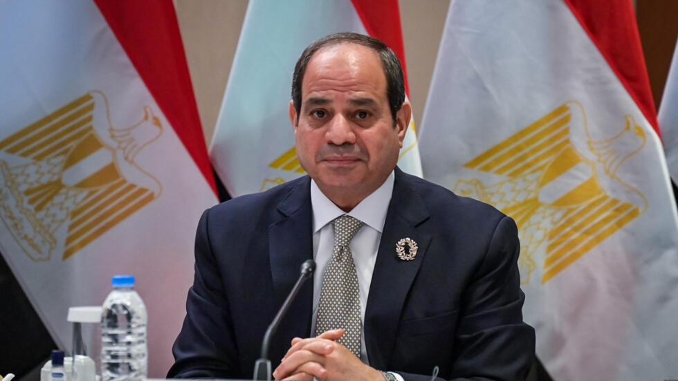 قرار من الرئيس المصري عبد الفتاح السيسي بشأن الإخوان المسلمين