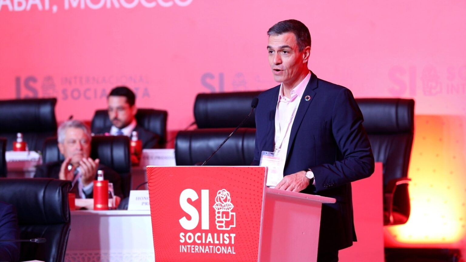 رئيس الحزب الاشتراكي العمالي الإسباني بيدرو سانشيز يشيد بالعلاقات المغربية الإسبانية