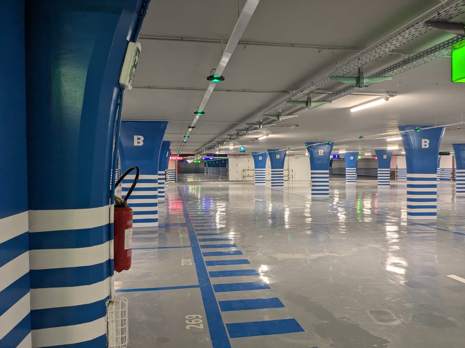 مراكش تستعد لإنشاء أول موقف سيارات تحت أرضي متعدد الطوابق بساحة 16 نونبر بمنطقة جيليز