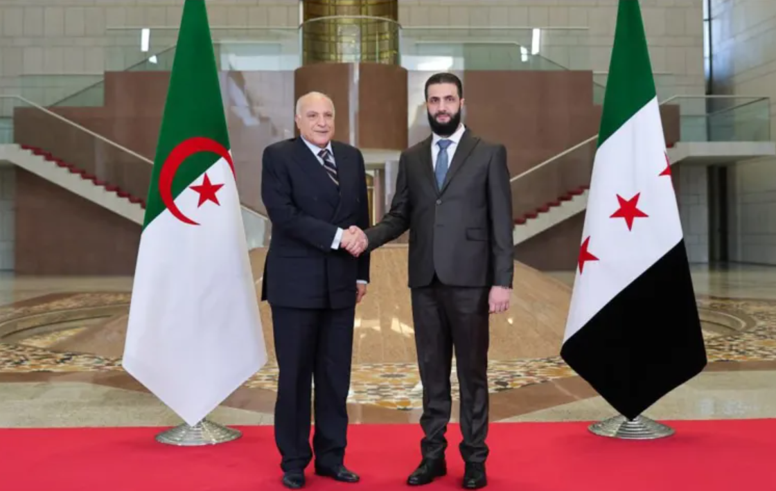 الرئيس السوري أحمد الشرع يرفض طلب تبون بإطلاق سراح الجنود الجزائريين بينهم ميليشيات 
