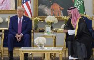 أمريكا تُبرم أكبر صفقة سلاح في التاريخ مع السعودية بقيمة 142 مليار دولار