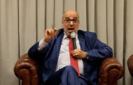 الإعلامي الجزائري أنور مالك: البوليساريو انتهى وأي 