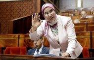 نزهة الوافي ترد على ابن كيران: لا يليق برئيس حكومة سابق التهكم على الرئيس الفرنسي
