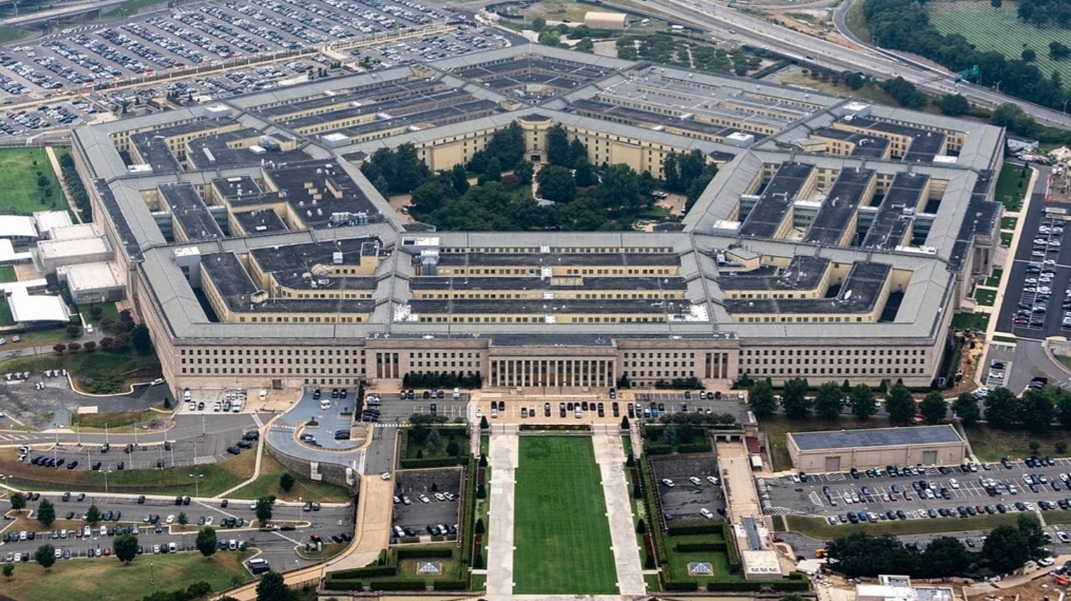 ترامب يغير إسم وزارة الدفاع الأميركية إلى 