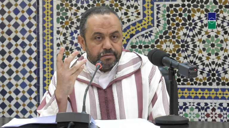 عزل خطيب مسجد الغفران بمدينة القنيطرة مصطفى قرطاج بعد انتقاده لسهرة 