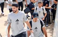 بعثة المنتخب الجزائري تحط بالدار البيضاء عبر طائرة خاصة لمواجهة غينيا برسم التصفيات المؤهلة إلى كأس العالم 2026