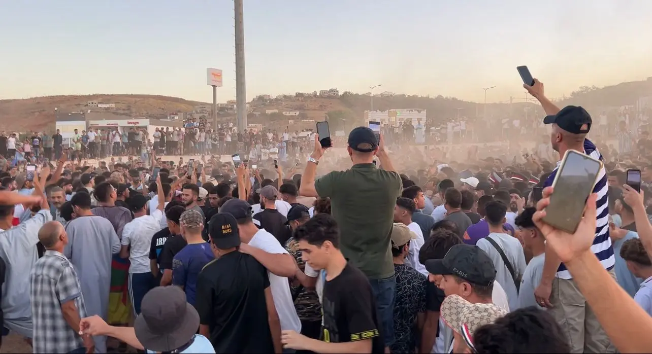 أحداث مؤسفة بالحسيمة عقب جنازة والد ناصر الزفزافي تثير موجة استنكار واسع