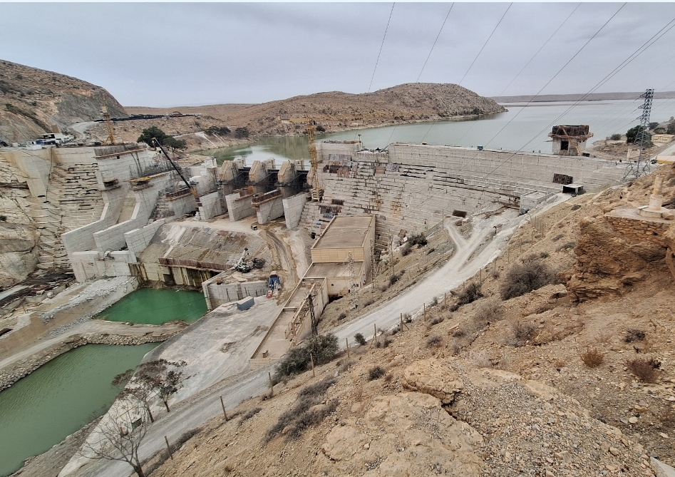لتعزيز الأمن المائي بالجهة الشرقية.. أشغال تعلية سد 