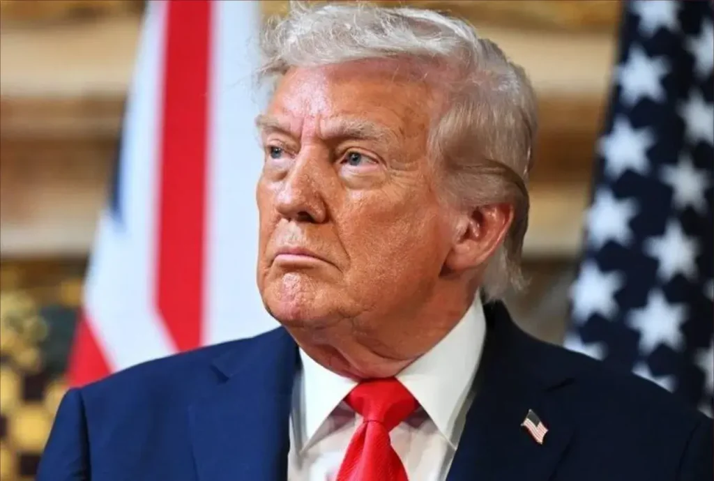 ترامب يعلن تمديد قرار وقف إطلاق النار مع إيران