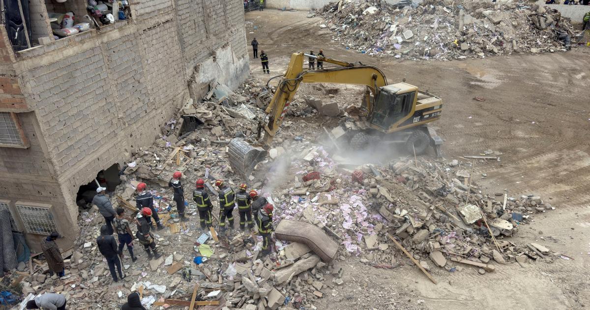 مصدر رسمي.. البنايات المنهارة بفاس شُيدت عام 2006 في إطار عمليات 