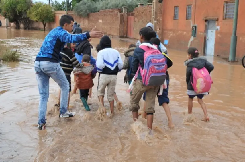 بسبب سوء الأحوال الجوية.. تعليق الدراسة بالمؤسسات التعليمية بأربعة مدن مغربية