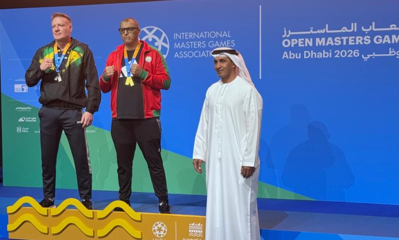 البطل المغربي يوسف بنجنة يتألق في أبوظبي ويحرز ذهبيتين في المواي طاي خلال ألعاب الماسترز