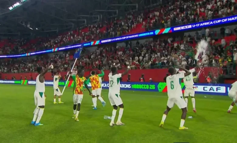 استفزازات لاعبي السنغال تشعل غضب الجماهير المغربية بعد نصف نهائي 