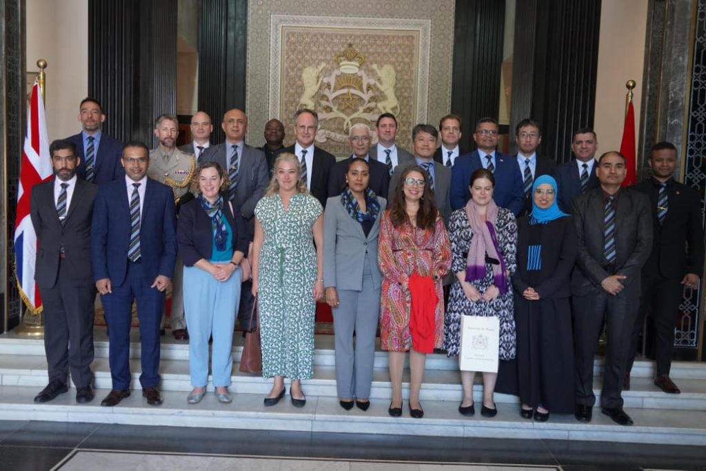 الطالبي العلمي يستقبل بعثة الكلية البريطانية الملكية للدراسات الدفاعية
