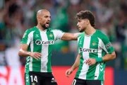 عبد الصمد الزلزولي وسفيان أمرابط يقودان ريال بيتيس إلى دوري أبطال أوروبا بعد 20 سنة من الغياب