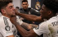 أزمة في ريال مدريد.. فالفيردي في المستشفى بعد شجار عنيف مع تشواميني