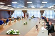 عبد اللطيف حموشي يترأس اجتماع عمل استراتيجي لوضع خارطة طريق جديدة لأمن الملاعب الرياضية