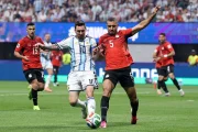 مونديال 2026.. الأرجنتين تقلب الطاولة على المنتخب المصري وتعبر بصعوبة لربع نهائي مونديال 2026