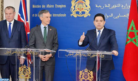 بريطانيا تدعم جهود المغرب لتسوية نزاع الصحراء