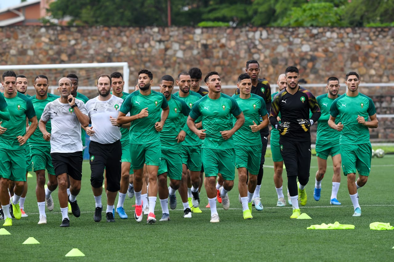 الأسود يزأرون في بوروندي بثلاثية نظيفة